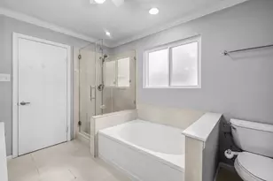 30 Village Knoll Pl, The Woodlands, TX 77381 - Photo 15