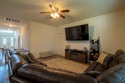 10204 Jewel Court, Conroe, TX 77385 - Photo 9