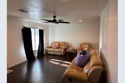 26 Lyncrest, Galveston, TX 77550 - Photo 9