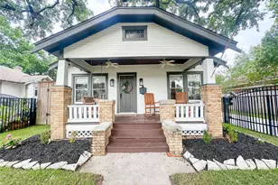 4006 Oakridge St, Houston, TX 77009 - Photo 1