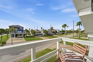 13839 Pirates Beach Blvd, Galveston, TX 77554 - Photo 25
