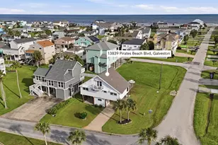 13839 Pirates Beach Blvd, Galveston, TX 77554 - Photo 5