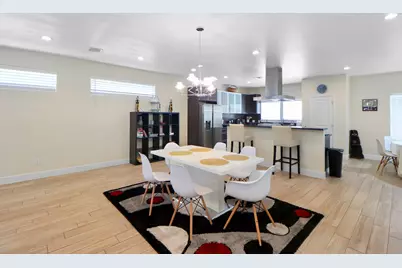 3045 Clinton Drive, Houston, TX 77020 - Photo 7