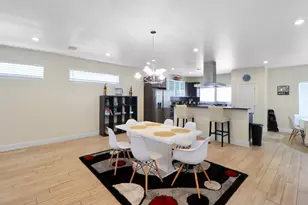3045 Clinton Dr, Houston, TX 77020 - Photo 7