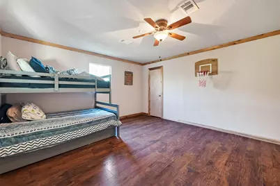 1910 Duncan Drive, Oyster Creek, TX 77541 - Photo 29
