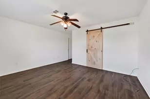 1910 Duncan Dr, Oyster Creek, TX 77541 - Photo 21