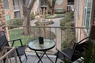 2101 Fountain View Dr, Houston, TX 77057 - Photo 25