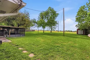 807 Standley Rd, Madisonville, TX 77864 - Photo 33