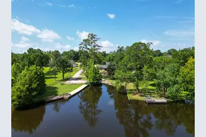 1572 Emerald Lakes Drive, Willis, TX 77378 - Photo 3