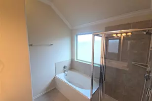 2923 Kainer Meadows Ln, Houston, TX 77047 - Photo 9