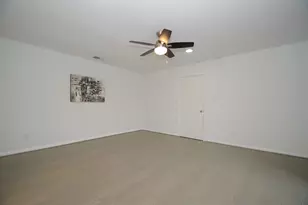 5524 Beverly Hill St, Houston, TX 77056 - Photo 23