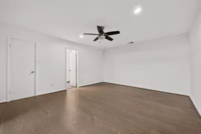5524 Beverlyhill Street #2, Houston, TX 77056 - Photo 39