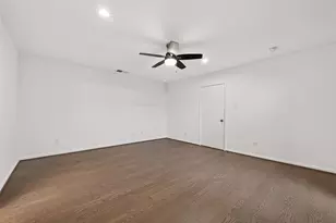 5524 Beverly Hill St, Houston, TX 77056 - Photo 45