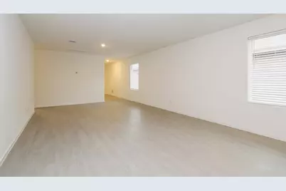 10812 Bird Of Paradise Lane, Houston, TX 77016 - Photo 5