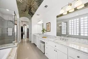 862 Dunleigh Meadows Ln, Houston, TX 77055 - Photo 17