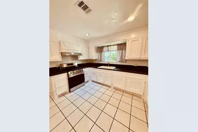 11306 Lovebird Lane, Houston, TX 77067 - Photo 3