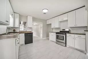 538 Pecan Dr, South Houston, TX 77587 - Photo 3