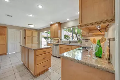 15403 Willow Shores Drive, Houston, TX 77062 - Photo 9