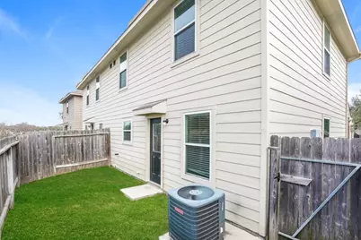 13006 Bella Vida Lane, Houston, TX 77082 - Photo 3