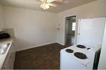 110 14th Street N, Texas City, TX 77590 - Photo 13