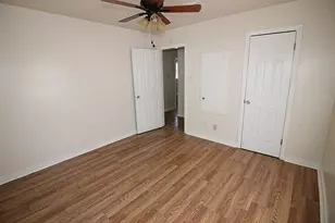 110 14th St N, Texas City, TX 77590 - Photo 7