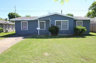 110 14th St N, Texas City, TX 77590 - Photo 1