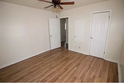 110 14th Street N, Texas City, TX 77590 - Photo 7