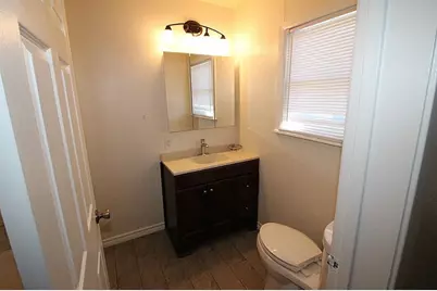 110 14th Street N, Texas City, TX 77590 - Photo 9
