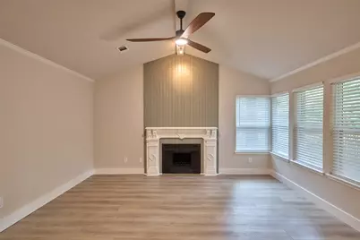 40 Cokeberry Court, The Woodlands, TX 77380 - Photo 11