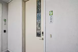 2401 Crawford St, Houston, TX 77004 - Photo 9