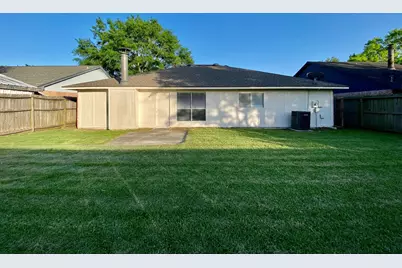 2406 Whitman Way Drive, Friendswood, TX 77546 - Photo 23