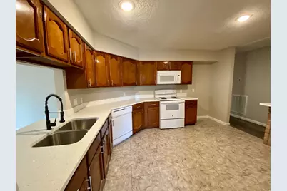 2406 Whitman Way Drive, Friendswood, TX 77546 - Photo 11