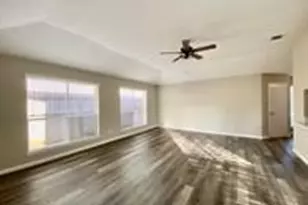 2406 Whitman Way Dr, Friendswood, TX 77546 - Photo 5