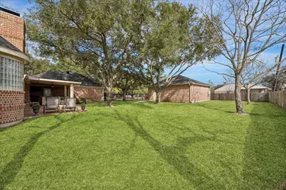 2531 Lazy Bend Street, Pearland, TX 77581 - Photo 31