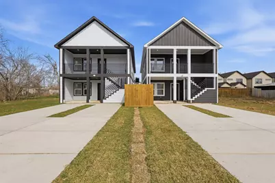 9925 Fillmore Street, Houston, TX 77029 - Photo 1