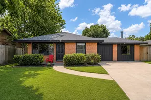 4701 W 43rd St, Houston, TX 77092 - Photo 1