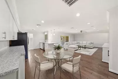 5434 Valkeith Drive, Houston, TX 77096 - Photo 9