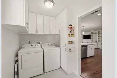 5434 Valkeith Drive, Houston, TX 77096 - Photo 17