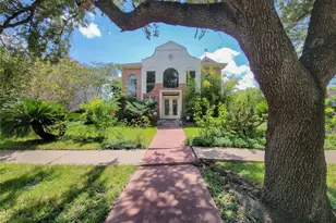 5437 Loch Lomond Dr, Houston, TX 77096 - Photo 1