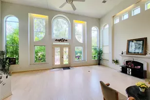 5437 Loch Lomond Dr, Houston, TX 77096 - Photo 5