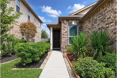 25226 Squire Knoll Street, Katy, TX 77493 - Photo 3