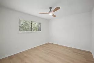 34 Brushwood Ct, The Woodlands, TX 77380 - Photo 15