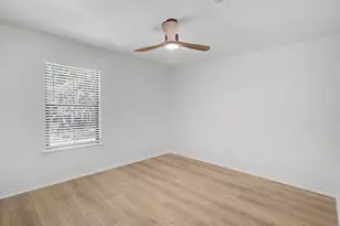 34 Brushwood Ct, The Woodlands, TX 77380 - Photo 1