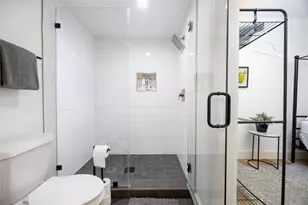 1305 Blodgett St, Houston, TX 77004 - Photo 23