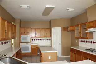 12231 Ashford Park Dr, Sugar Land, TX 77478 - Photo 15