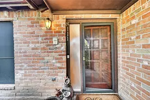 8111 Ivan Reid Dr, Houston, TX 77040 - Photo 5