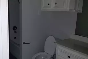 208 Canterbury Dr, Conroe, TX 77303 - Photo 7