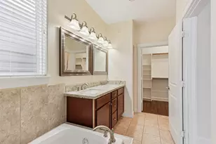 902 W 20th St, Houston, TX 77008 - Photo 23