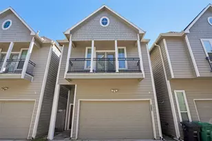 902 W 20th St, Houston, TX 77008 - Photo 1