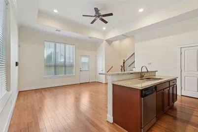 902 W 20th Street #B, Houston, TX 77008 - Photo 9